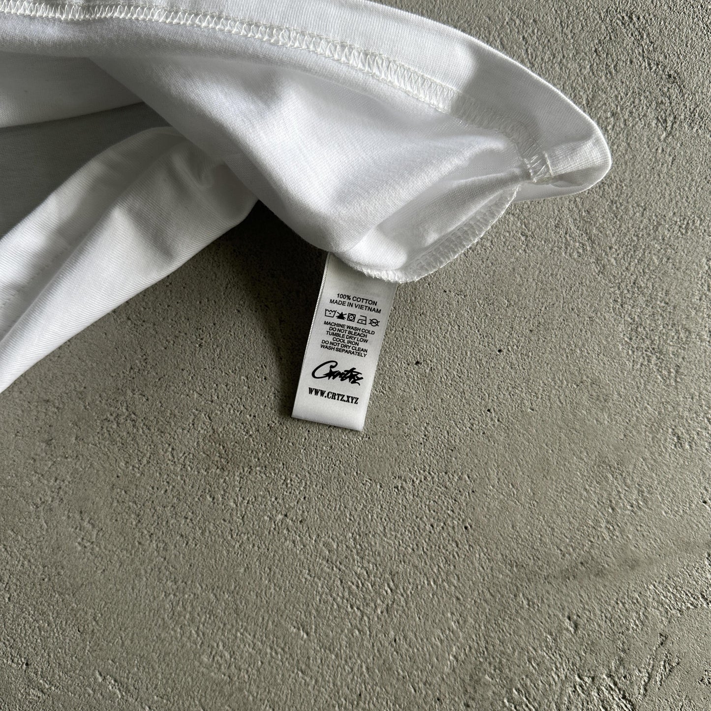 Corteiz Tshirt Pink Heart