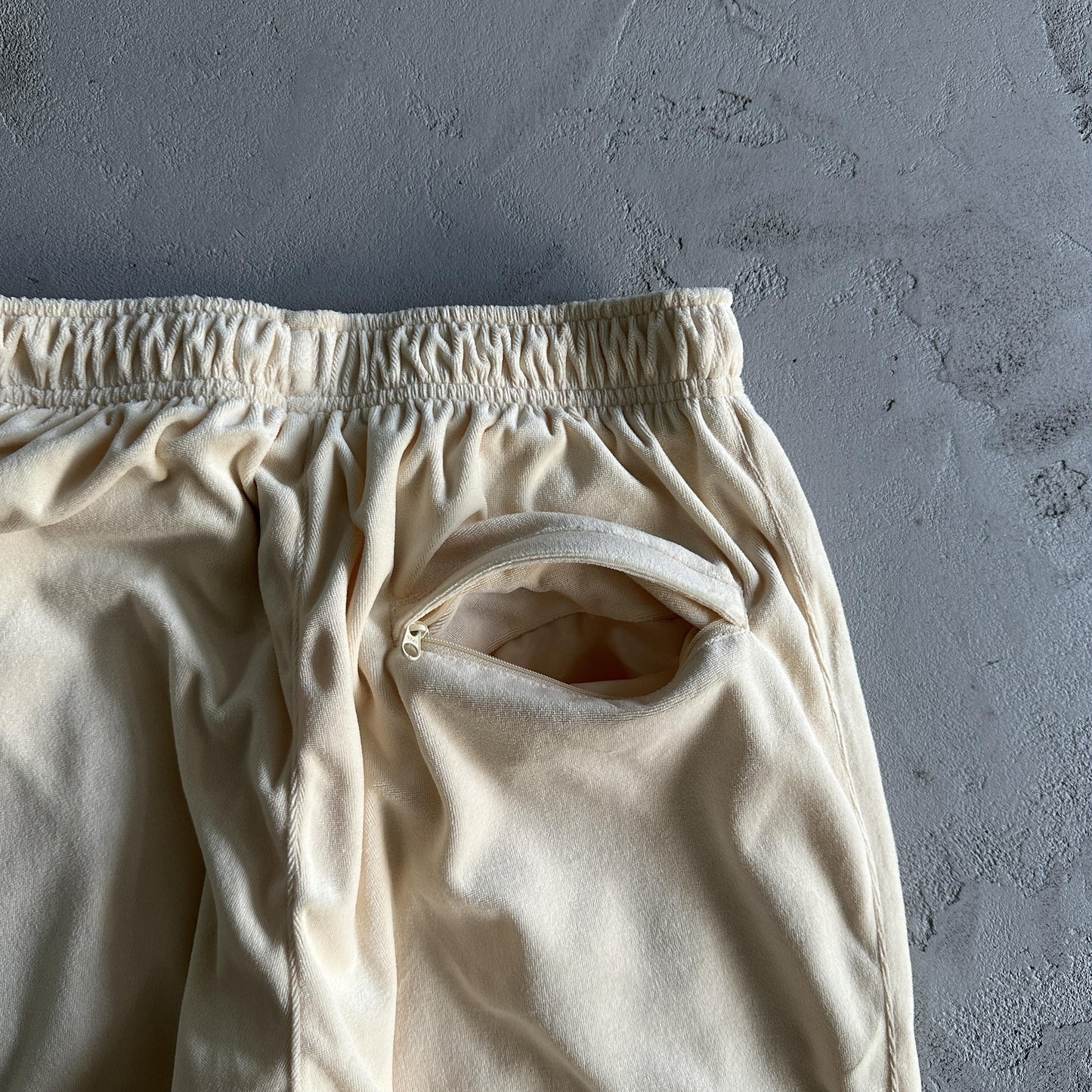 Corteiz Velvet Pant Cream