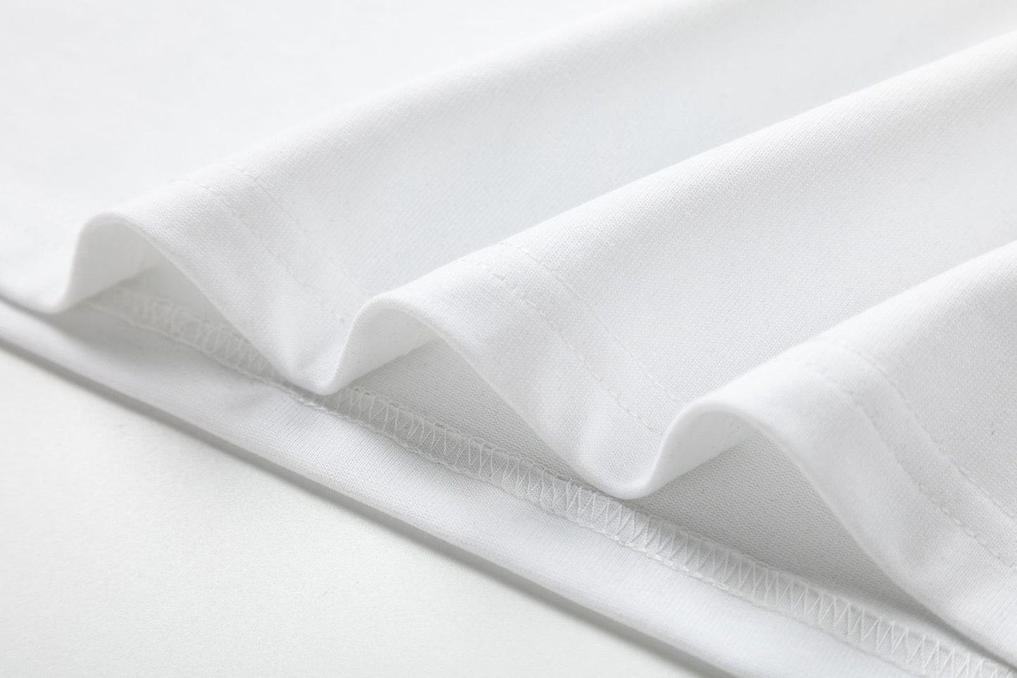 AMRI Logo-Print T-Shirts