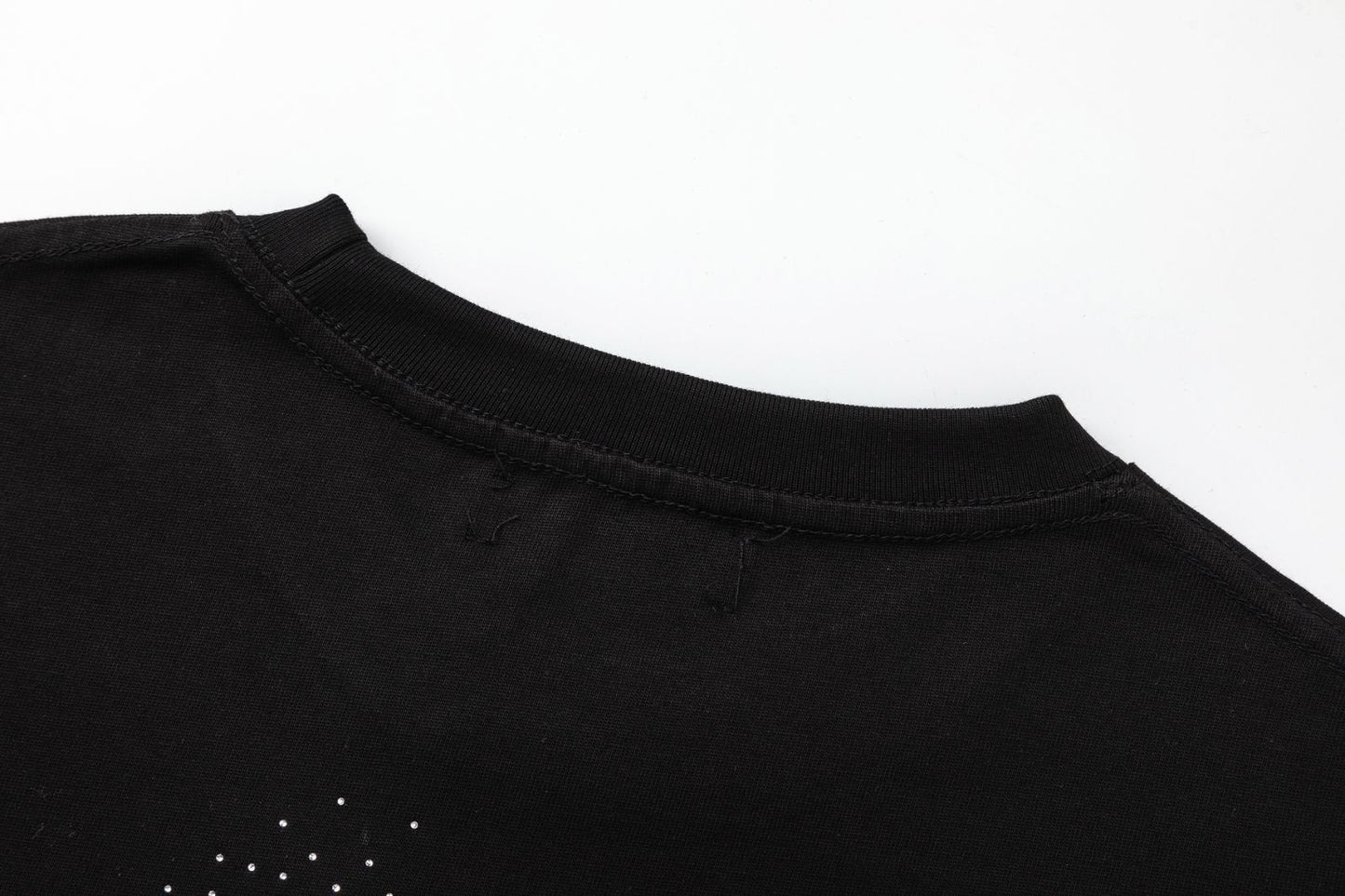 AMRI MA Swirl T-Shirt