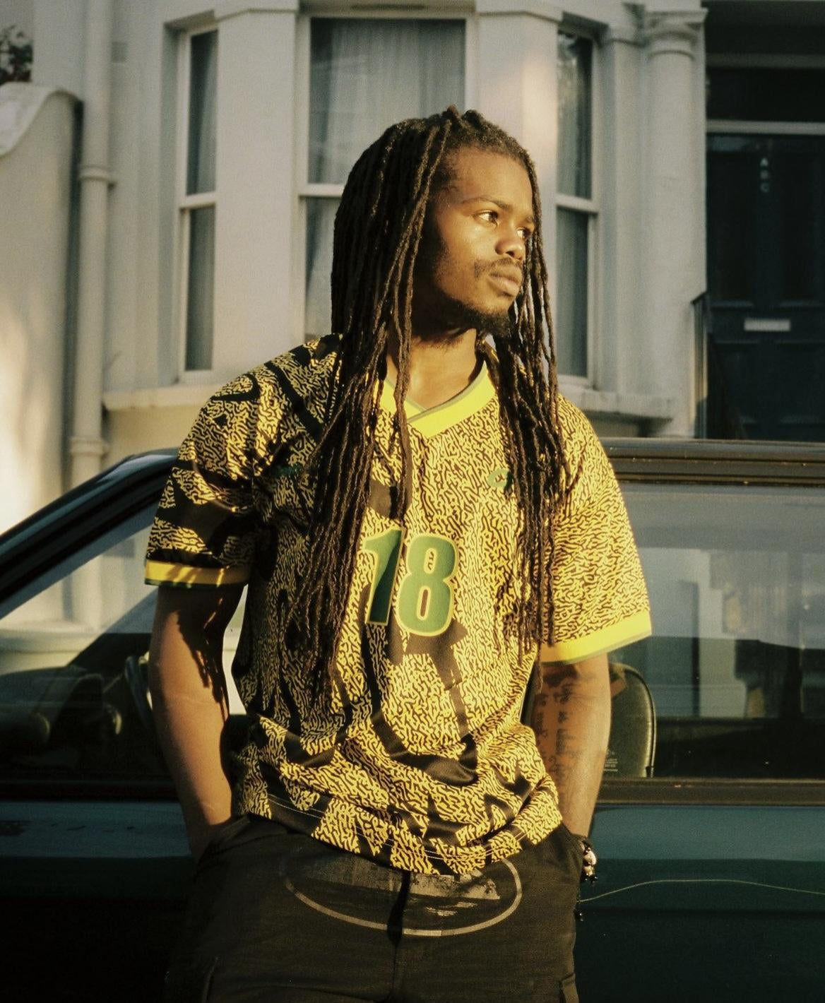 Corteiz Football Tshirt