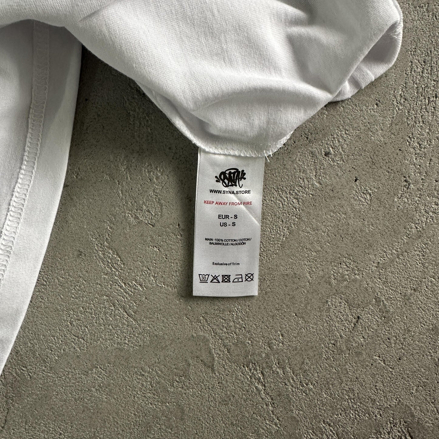 Synaworld Tshirt Balloon