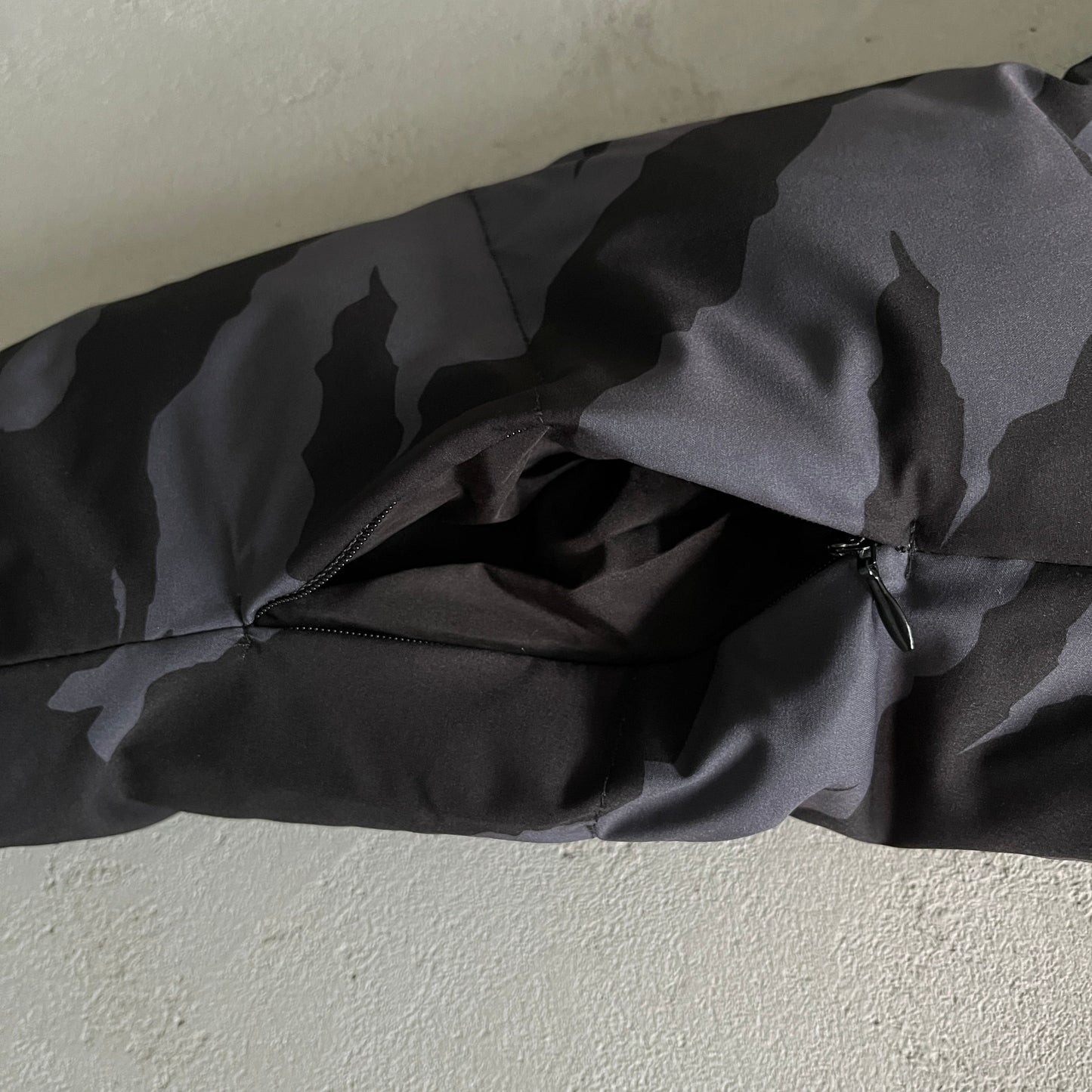 Trapstar Puffer Jacket Hyperdrive Technical Black Tiger Camo